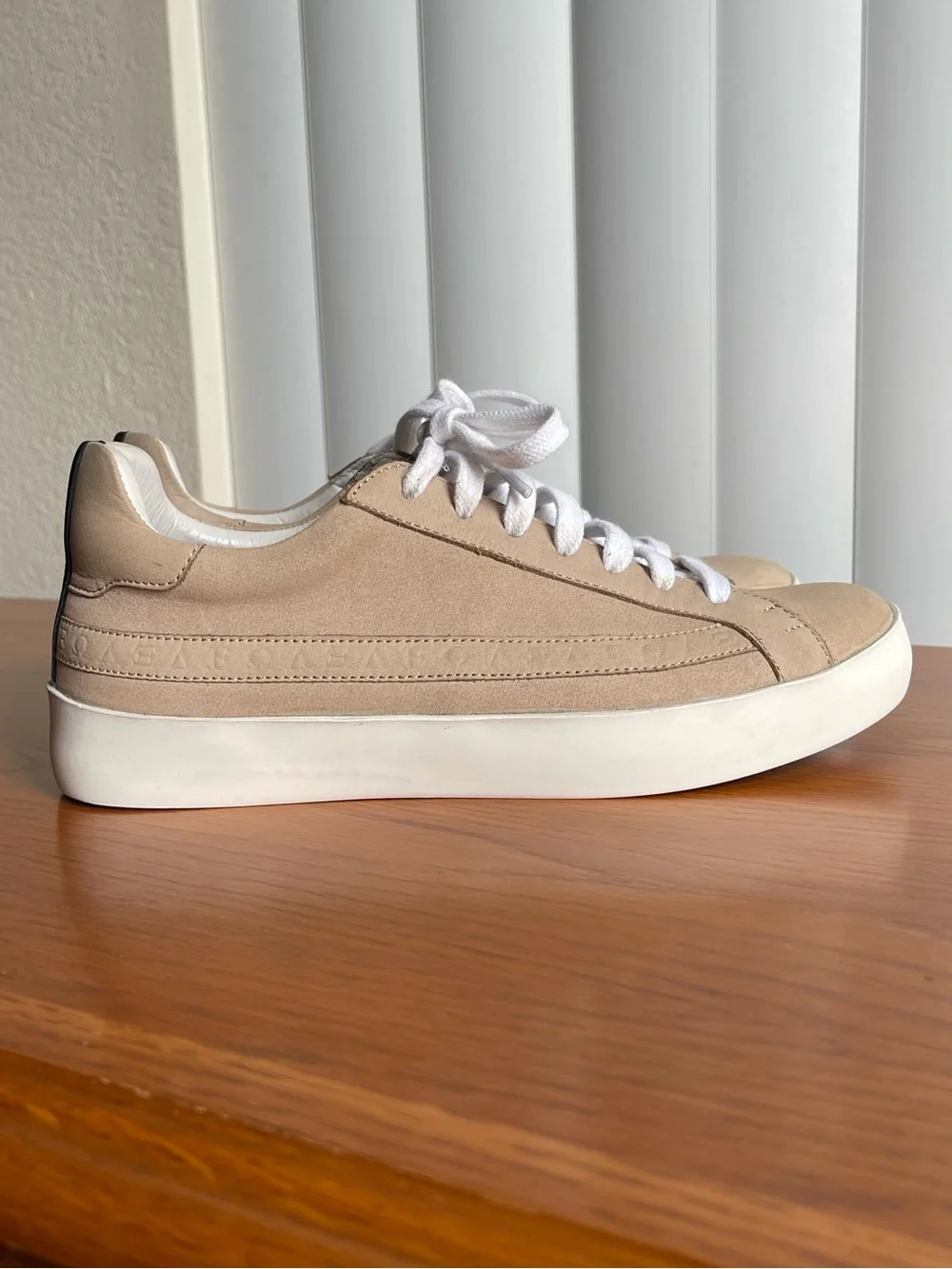 Sans Matin Olympus Low Top Sneakers Desert Sand Women’s Size 37 / 6.5